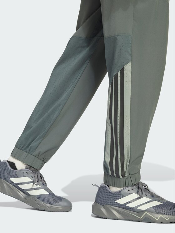adidas adidas Spodnie dresowe 159473 Szary ciemny Regular Fit