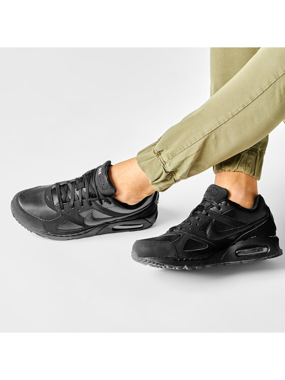 Nike Nike Tossud Air Max Ivo ltr 580520 002 Must