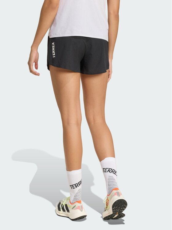 adidas adidas Szorty sportowe 162735 Czarny Slim Fit