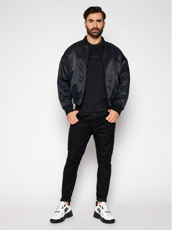 Calvin Klein Jeans Marškinėliai J30J317096 Juoda Regular Fit • Modivo.lt