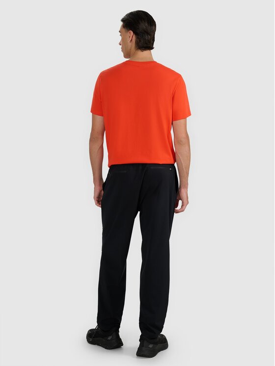 4F 4F Παντελόνι υφασμάτινο 4FWAW25TTROM1192-20S Μαύρο Regular Fit