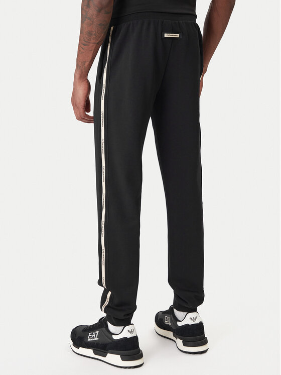 EA7 Emporio Armani EA7 Emporio Armani Spodnie dresowe 7M001482 AF12660 UC001 Czarny Regular Fit