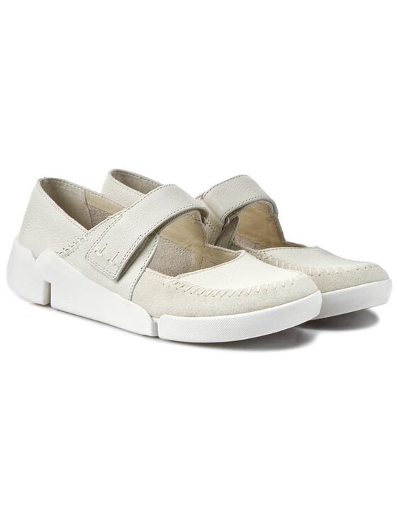 Clarks shop tri amanda
