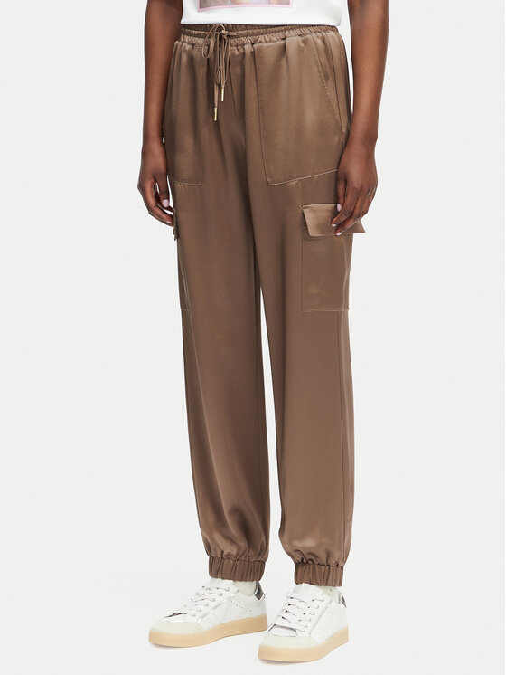 Guess Szövet nadrág W5GB08 WG7C0 Barna Slim Fit