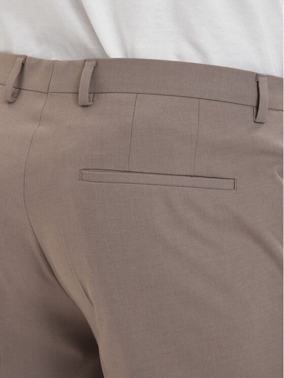 HUGO HUGO Abito completo Arti-Hesten 50544524 Marrone chiaro Extra Slim Fit