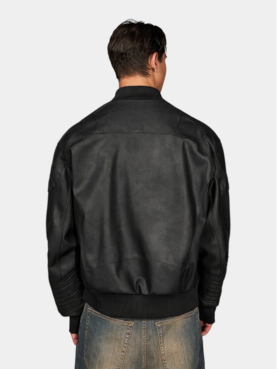 MADE BY SOCIETY MADE BY SOCIETY Kurtka anorak Matt Frame - J17959 Czarny Basic Fit