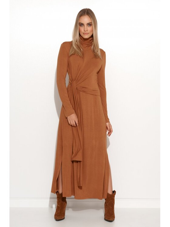 Makadamia Makadamia Sukienka dzianinowa M676 Brązowy Classic Fit