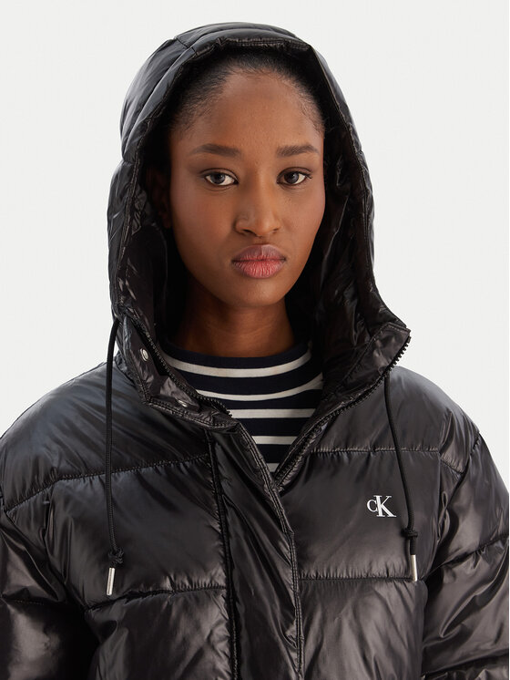 Calvin Klein Jeans Calvin Klein Jeans Zimska jakna LV047D505G Črna Relaxed Fit