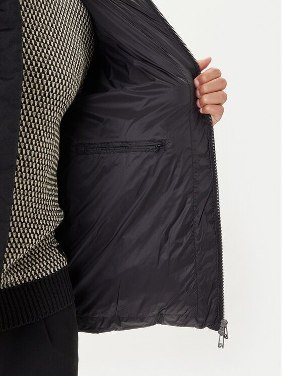 Armani Exchange Armani Exchange Pūkinė striukė XM001115 AF16589 UC001 Juoda Regular Fit