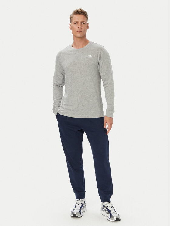 The North Face The North Face Majica dugih rukava Evolution Simple Dome NF0A8EU3 Siva Regular Fit