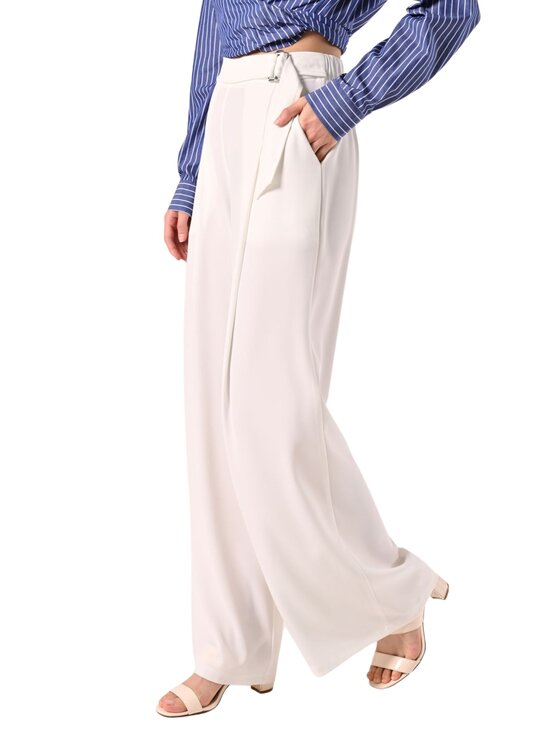 Rinascimento Rinascimento Σορτς υφασμάτινο Pantalone largo Λευκό Comfortable Fit