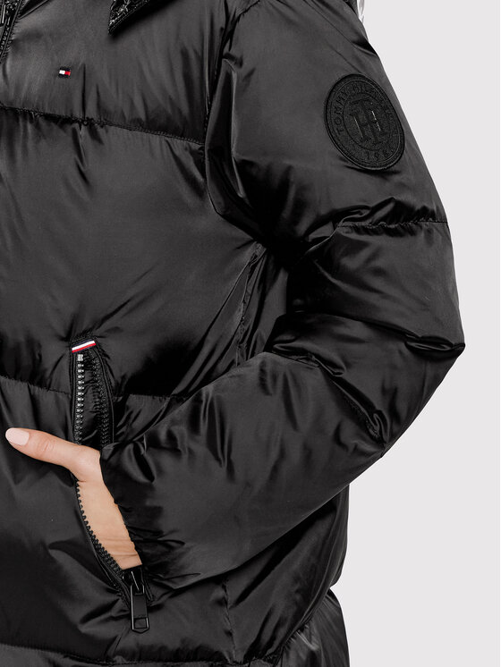 Tommy Hilfiger Tommy Hilfiger Daunenjacke Gloss Matte Logo WW0WW33074 Schwarz Relaxed Fit