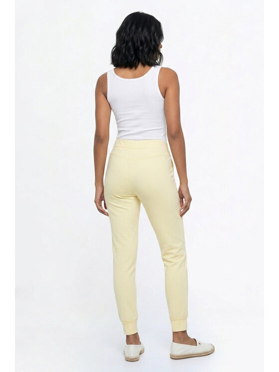 FIGL FIGL Joggers kalhoty M1367 Žlutá Fitted Fit