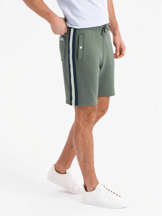 Ombre Ombre Szorty materiałowe OM-SRSK-0156 Zielony Regular Fit
