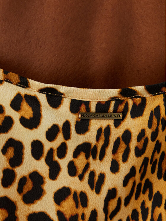 LOLA CASADEMUNT LOLA CASADEMUNT Top LS2615011 Rjava Regular Fit