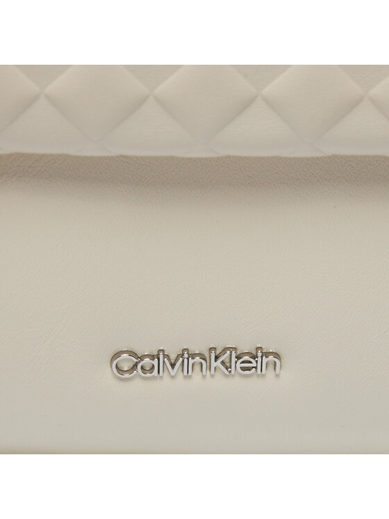 Calvin Klein Calvin Klein Torebka Calvin Mini Quilt Camera Bag K60K611884 Écru