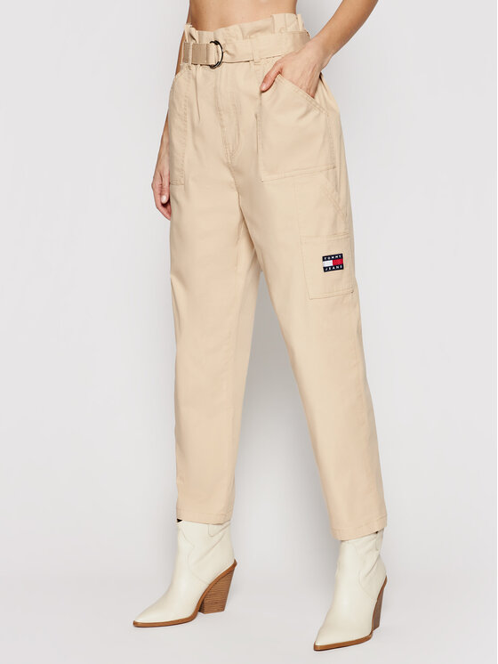 Tommy Jeans Medžiaginės kelnės Tjw Paperbag Cargo DW0DW09741 Smėlio Regular  Fit • Modivo.lt