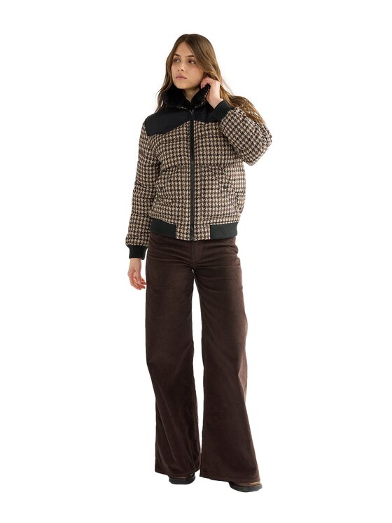 Wrangler Wrangler Spodnie materiałowe 112386728 Brązowy Relaxed Fit