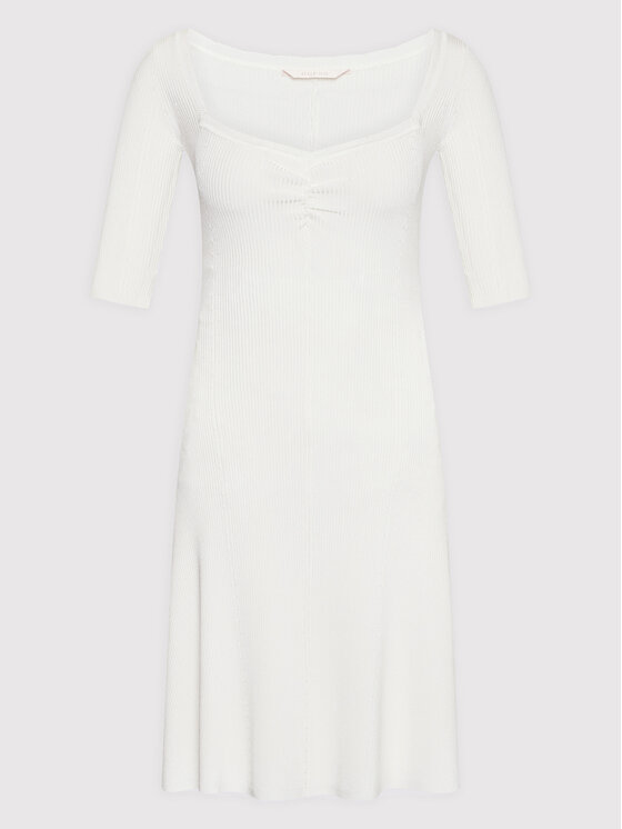 Guess Guess Ежедневна рокля W2YK53 Z30K0 Бял Flare Fit