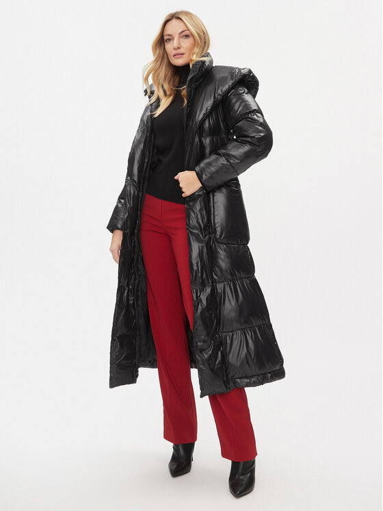 Rinascimento Rinascimento Zimska jakna CFC0114652003 Crna Regular Fit