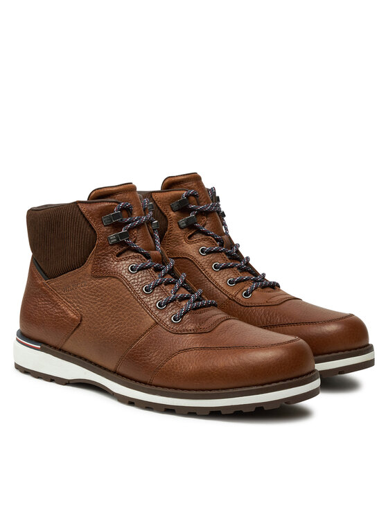 Tommy Hilfiger Tommy Hilfiger Gležnjače Corporate Warm Outdoor Lth Boot FM0FM05148 Smeđa