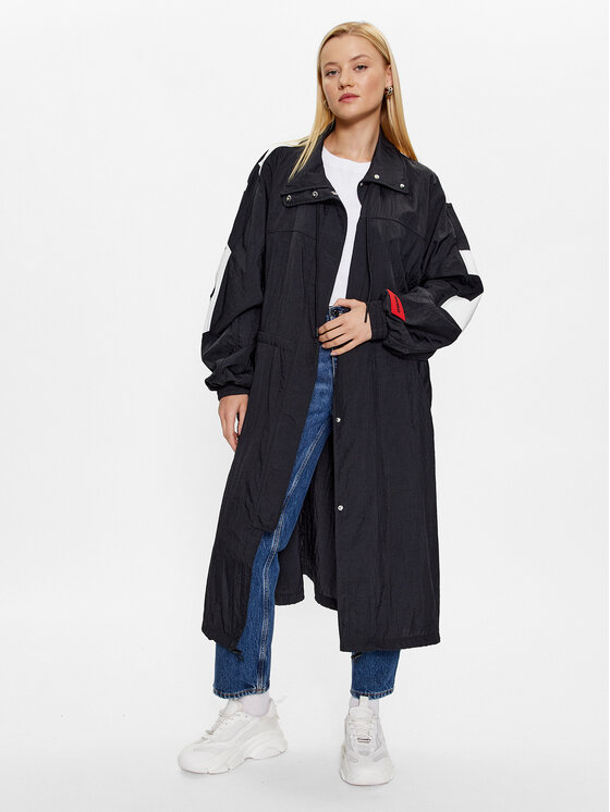 HUGO Hugo Demisezoninė striukė Felicia-1 50495052 Juoda Relaxed Fit