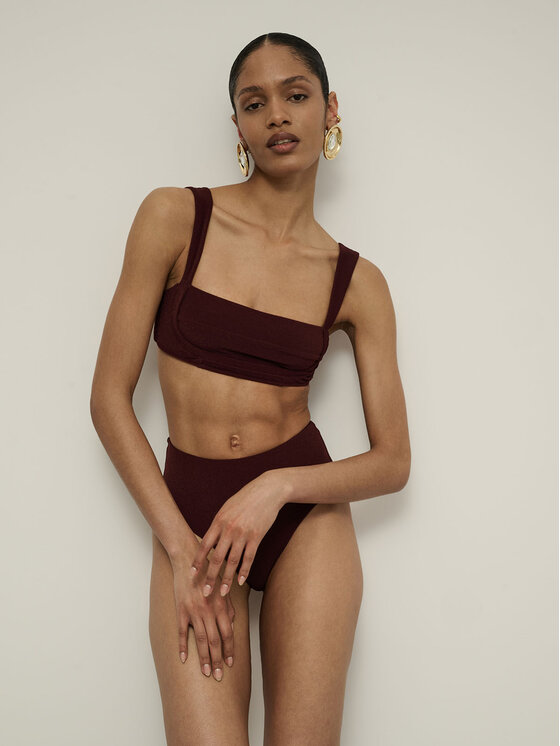 La Mania La Mania Szorty sportowe ELENA Bordowy Classic Fit