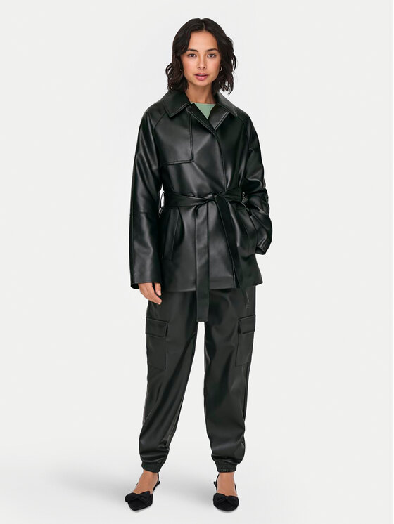 ONLY ONLY Яке от имитация на кожа ONLSOFIA 15322148 Черен Short Fit