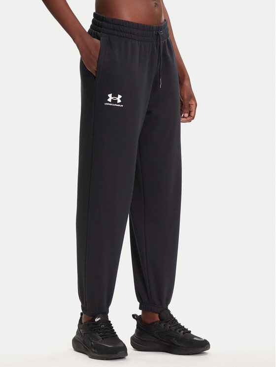 Under Armour Spodnie dresowe Essential Fleece Joggers 1373034 Czarny Regular Fit