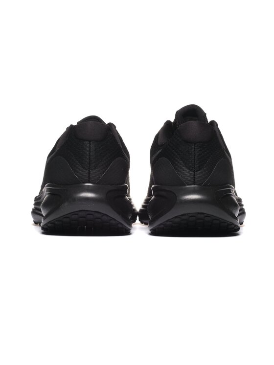 Nike Nike Sneakersy REVOLUTION 8 Czarny