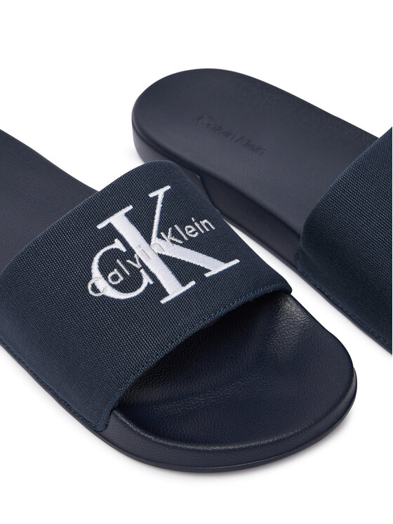 Calvin Klein Calvin Klein Šľapky Ess Slide Cv YM0YM01393 Tmavomodrá