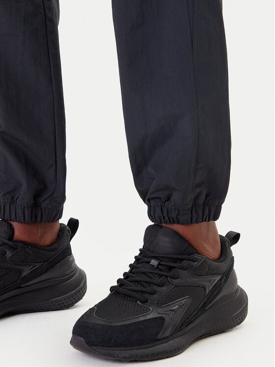 Reebok Reebok Melegítő alsó Vector 100221435 Fekete Relaxed Fit
