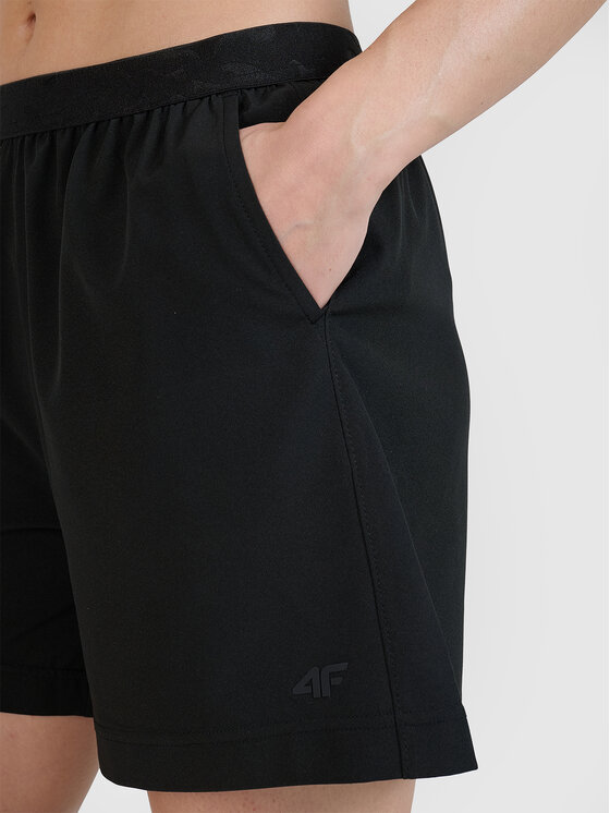 4F 4F Szorty materiałowe BEACHWEAR BASIC Czarny Regular Fit