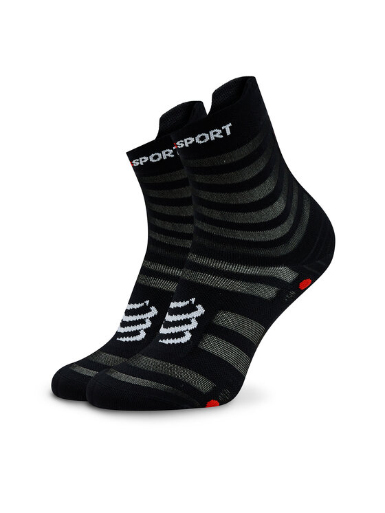 Compressport Augstas unisex zeķes Pro Racing Socks V4.0 Ultralight Run High XU00050B Melns