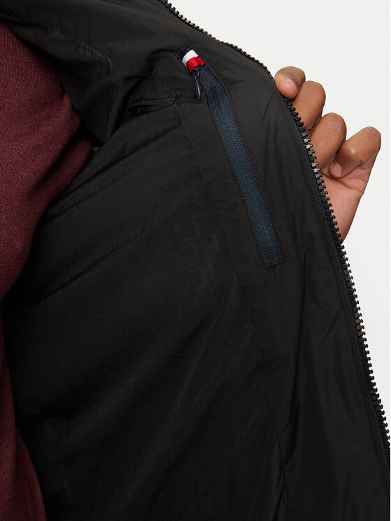 Hechter Paris Hechter Paris Geacă din puf 50170 142213 Negru Regular Fit