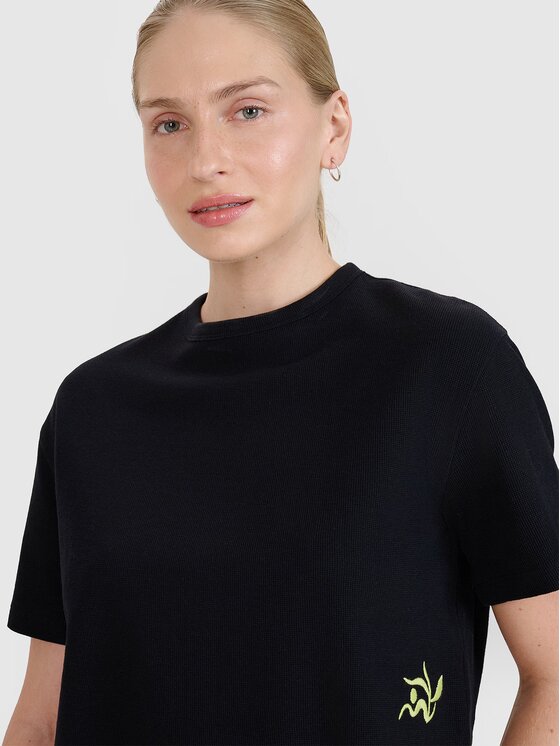 4F 4F T-Shirt 4FWSS25TTSHF1977-20S Czarny Regular Fit