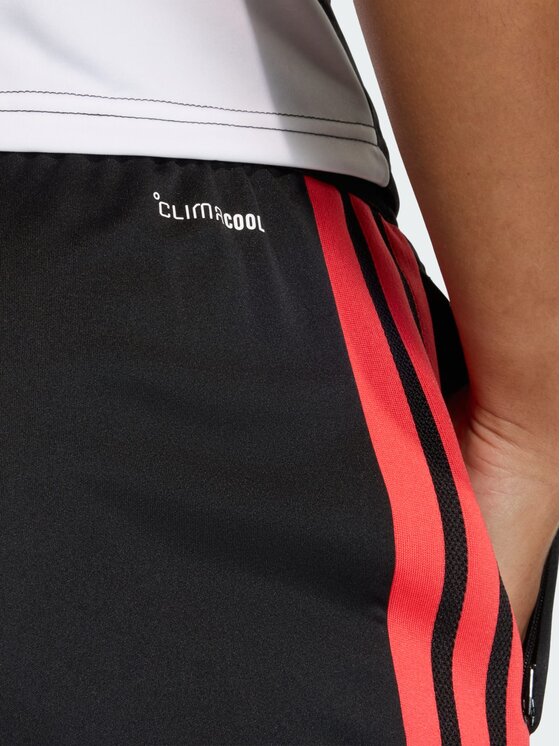 adidas adidas Szorty sportowe 158952 Czarny Regular Fit