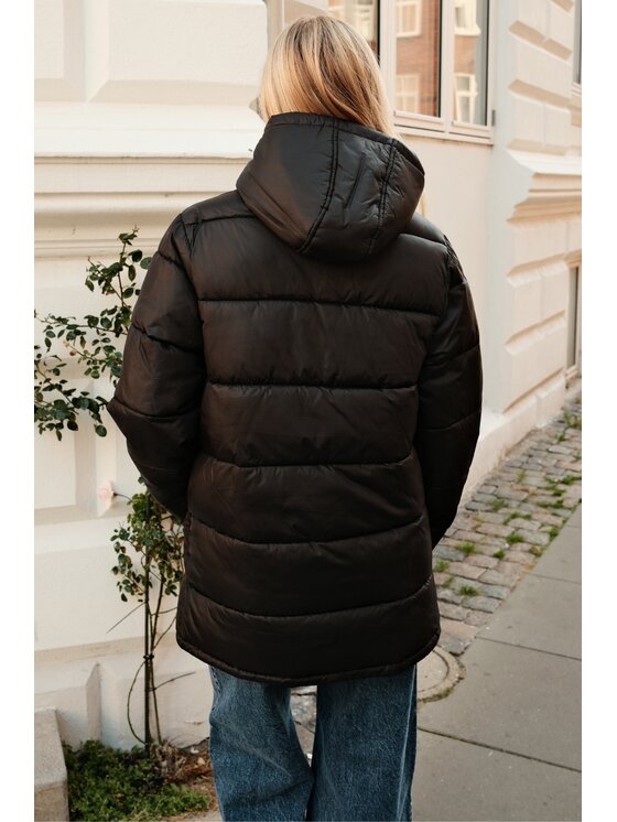 TeeShoppen TeeShoppen Kurtka outdoor 'Basic Collection' Czarny Regular Fit