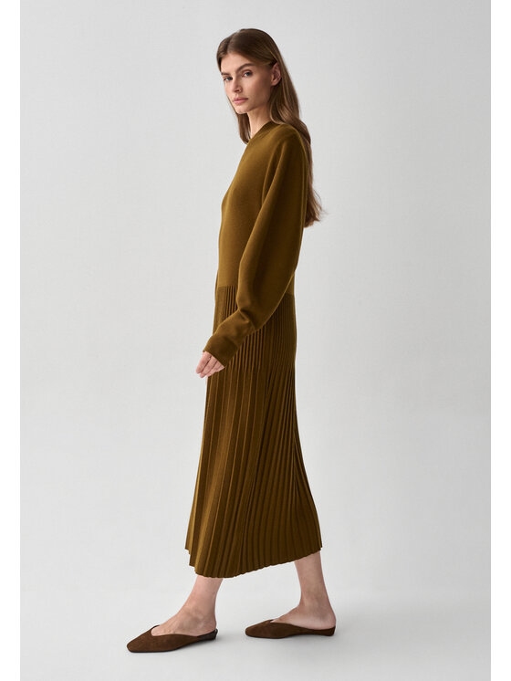 TATUUM TATUUM Sukienka dzianinowa LUNA Khaki A-Line Fit