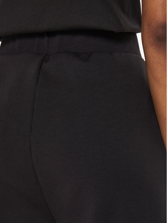 Calvin Klein Jeans Calvin Klein Jeans Jogginghose J20J223588 Schwarz Regular Fit