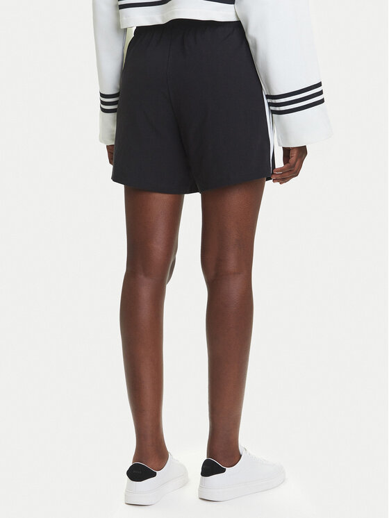 adidas adidas Спортни шорти Essentials 3-Stripes JD0908 Черен Regular Fit