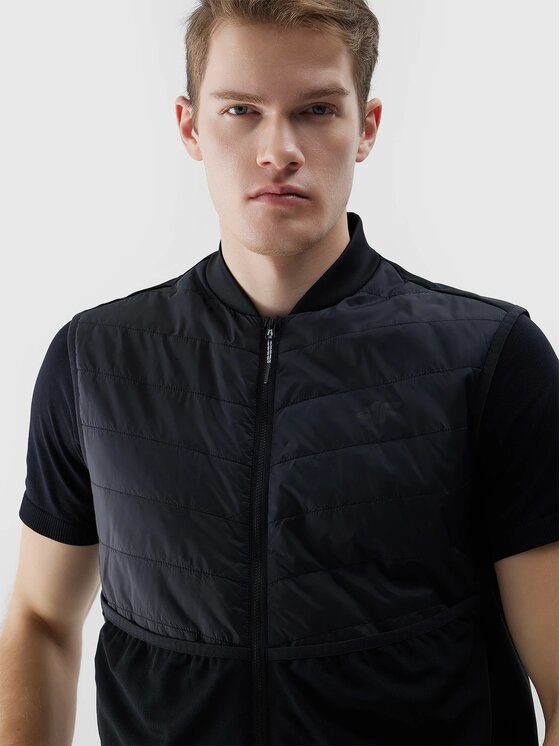 4F 4F Běžecká vesta 4FWSS24TVJAM095-21S Černá Custom Slim Fit