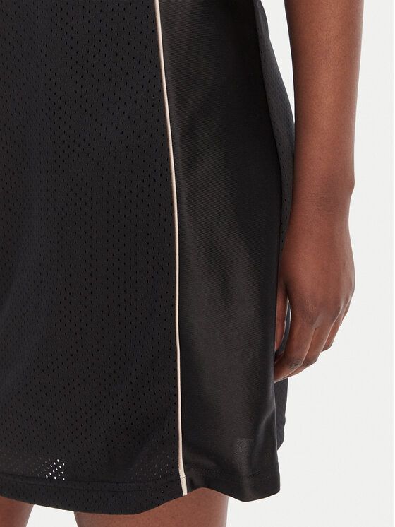 adidas adidas Ежедневна рокля Stadium JY6973 Черен Slim Fit