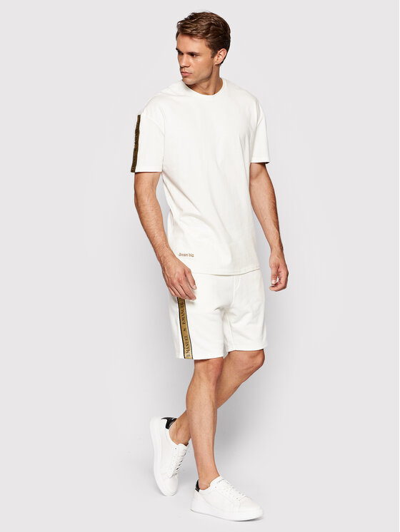 Completo t-shirt e pantaloncini sportvi la Manuel