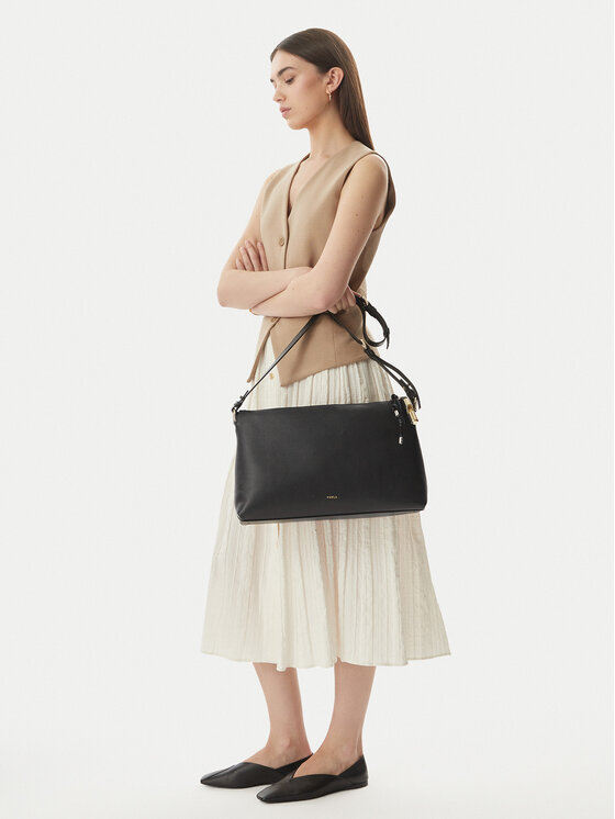 Furla Geantă Debby M WB02006 BX3353 CN O6000 Negru