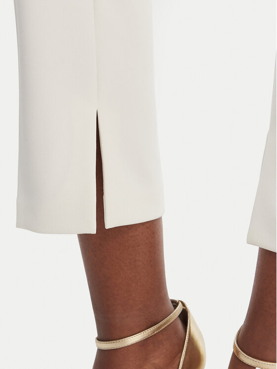Elisabetta Franchi Elisabetta Franchi Spodnie materiałowe PA-166-61E2-V300 Biały Slim Fit