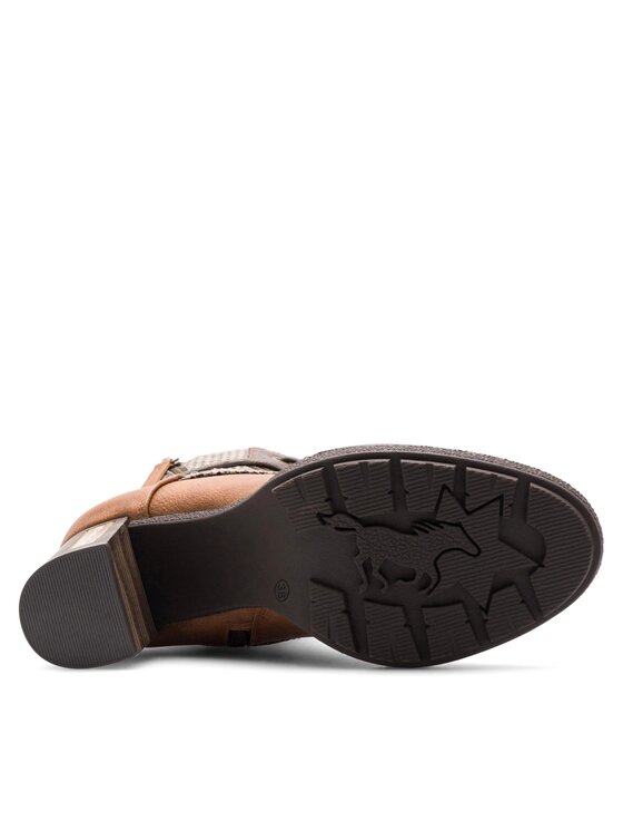 Mustang Mustang Auliniai batai 1336-510 Ruda