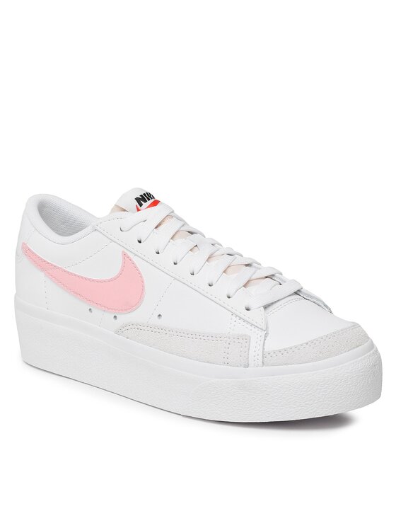 Nike Nike Superge W Blazer Low Platform DJ0292 103 Bela