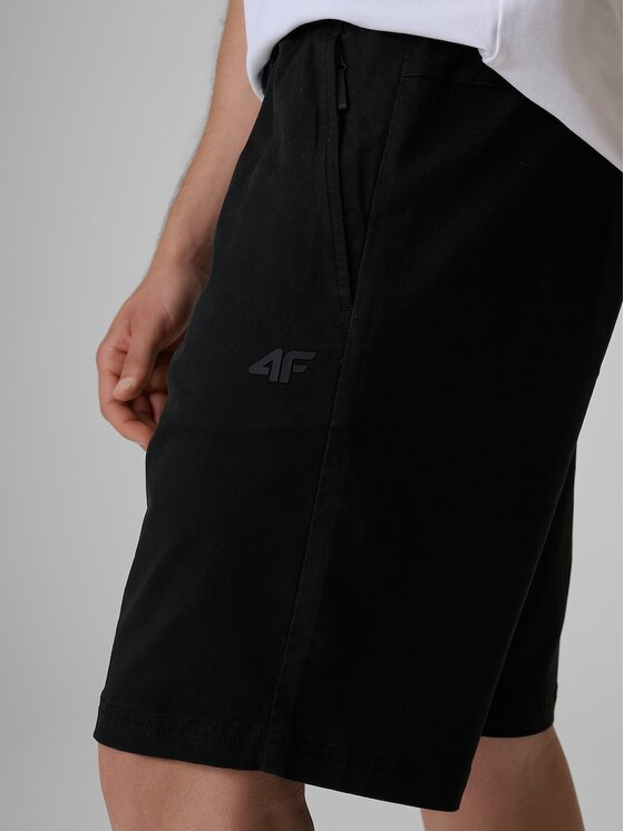 4F 4F Σορτς υφασμάτινο 4FRSS26TSHOM0929-20S Μαύρο Regular Fit