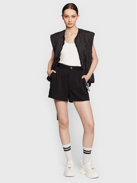 Pantaloncini di tessuto 23E U2M0 D061 P537 9000